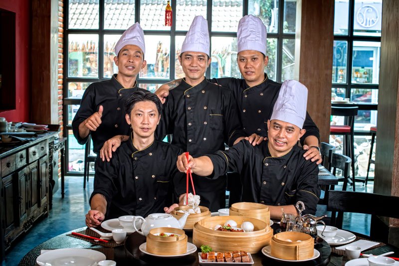 Golden Monkey Executif Chef